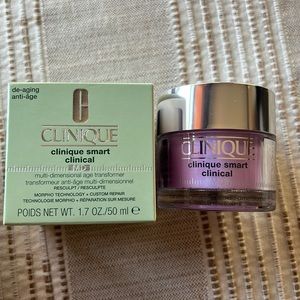 Clinique Smart Clinical MD Resculpt